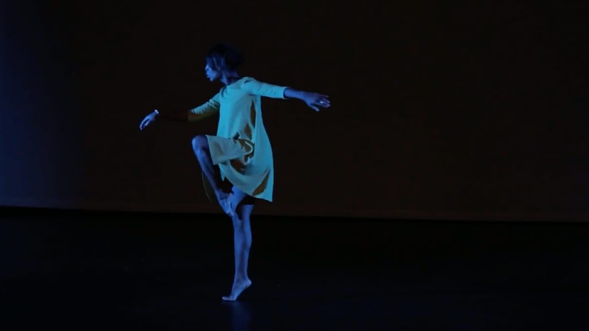 Woman showing the effect of filters on skin tone with movement