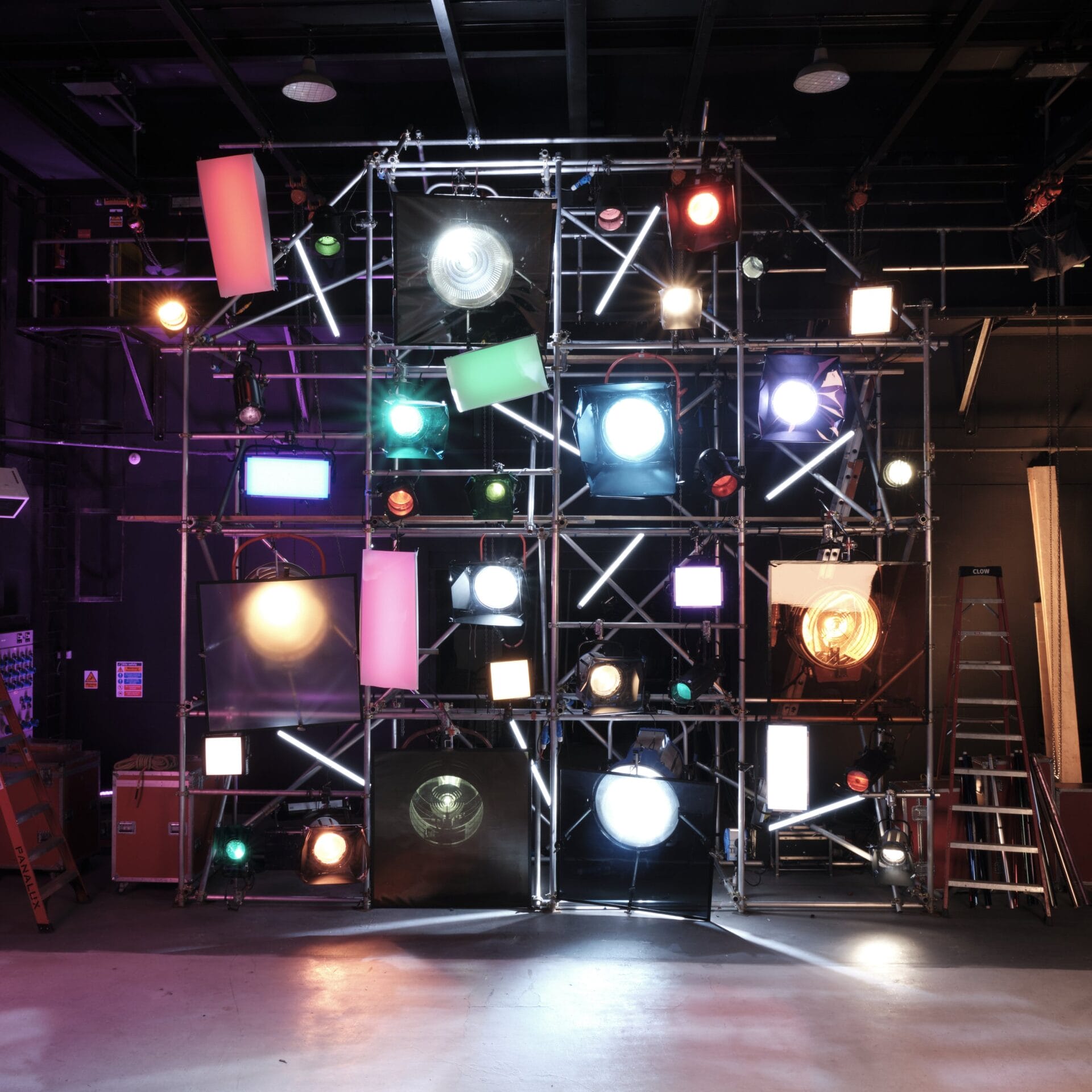 LEE Filters Master of Light Sculpture